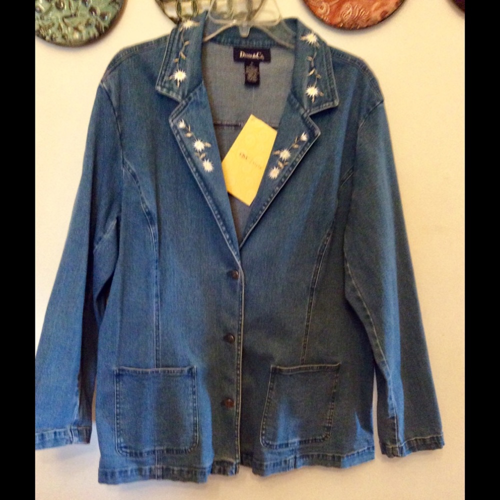 Denim&Co   Floral Accent  Jacket/Blazer   Plus